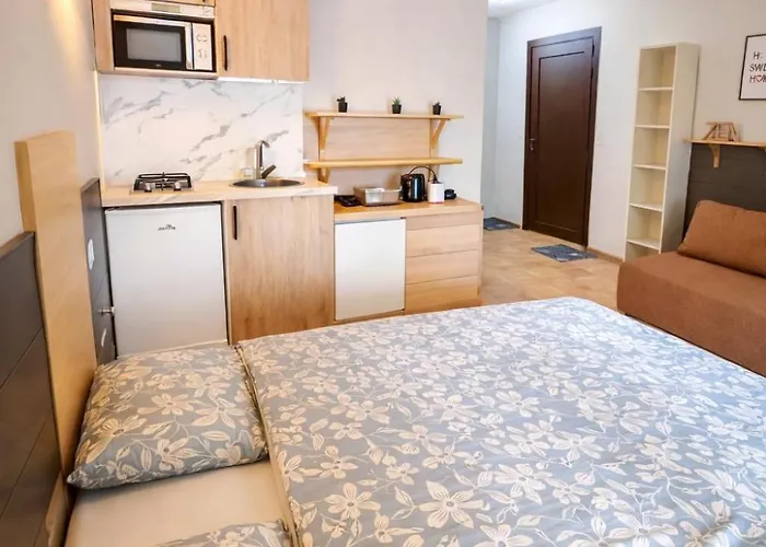 Apartment Pour 4 Personnes Avec Piscine *